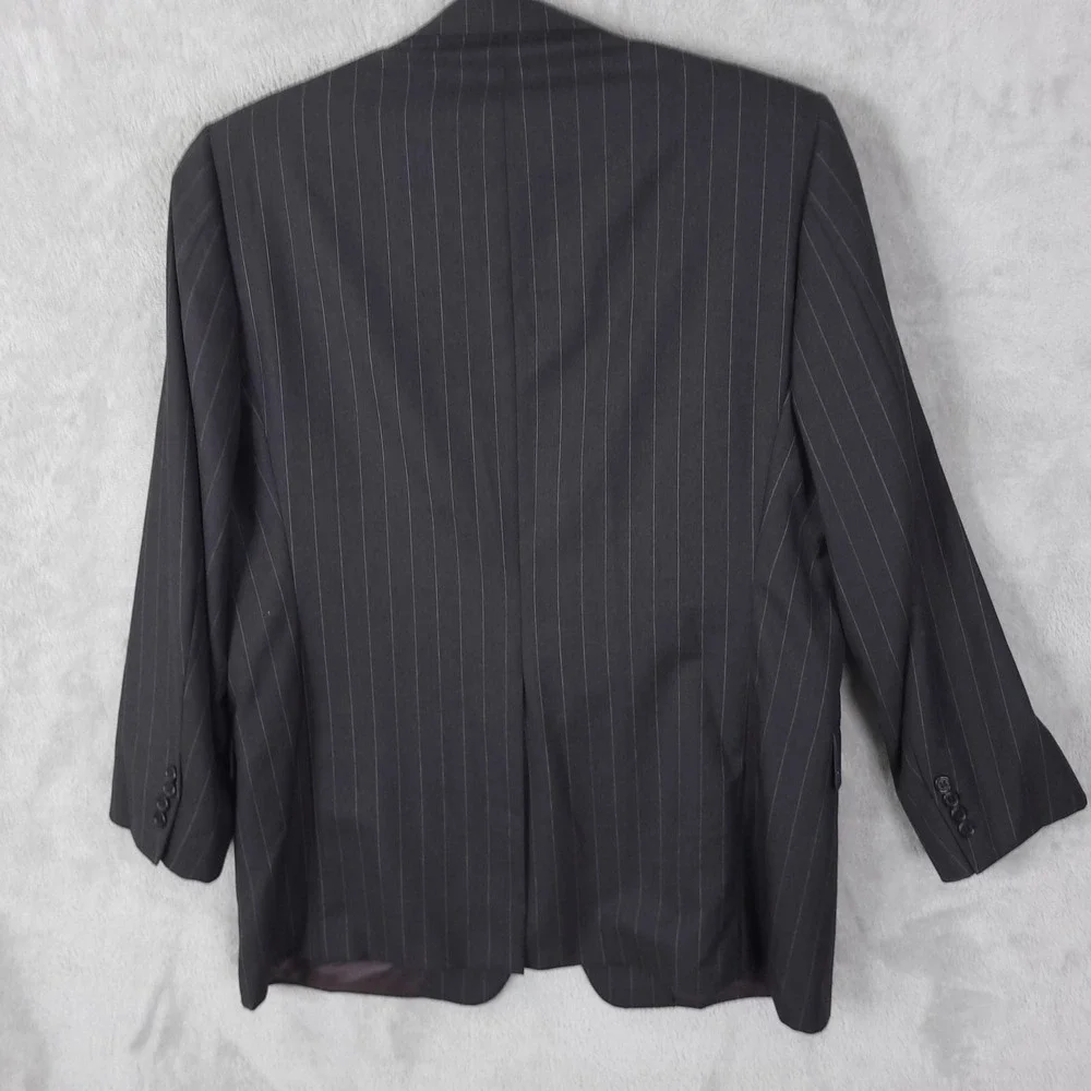 Hickey Freeman Blazer Mens 38R Gray Pinstripe Wool Loro Piana Super 120s USA
